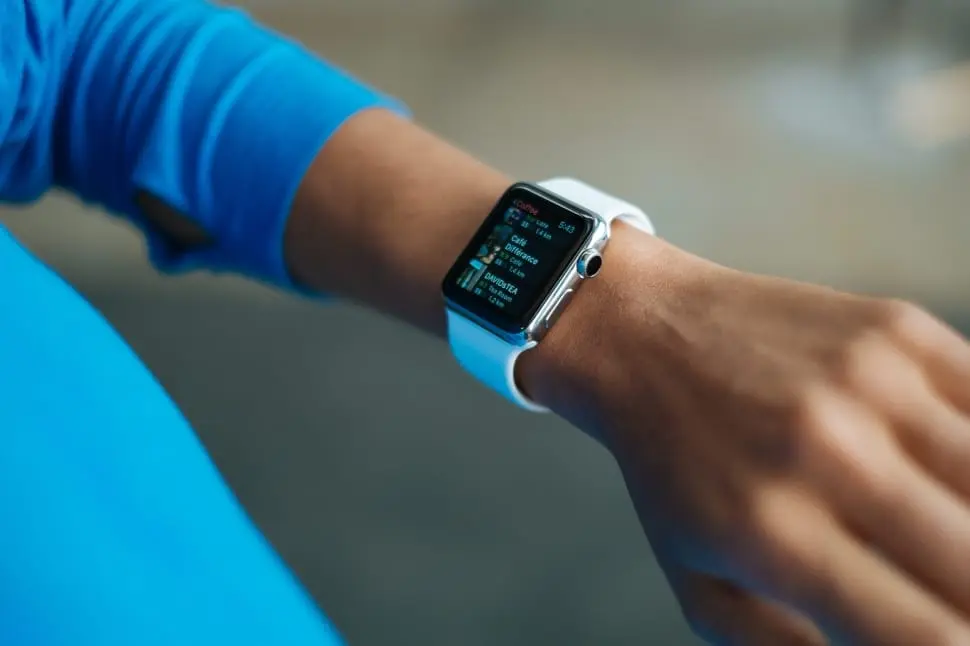 Person Wearing White Silicone Strap Black Smart Watch Wallpaper Preview