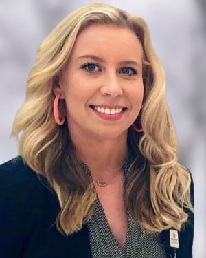 portrait of courtney raab