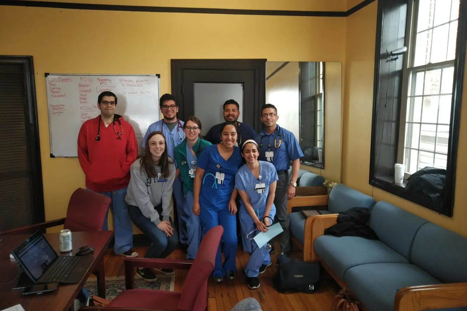 MD students at the community health clinic