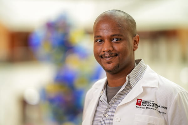 Headshot of Alexander Mehreteab 