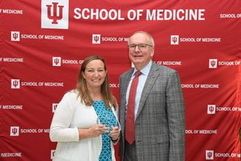 Katie Robinson with leadership award