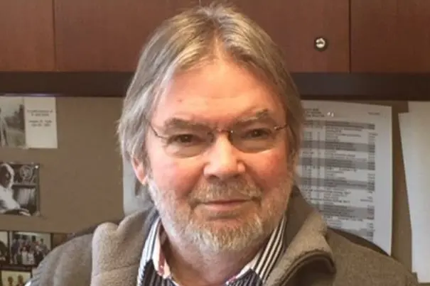 Portrait of Dr. Peter Roach