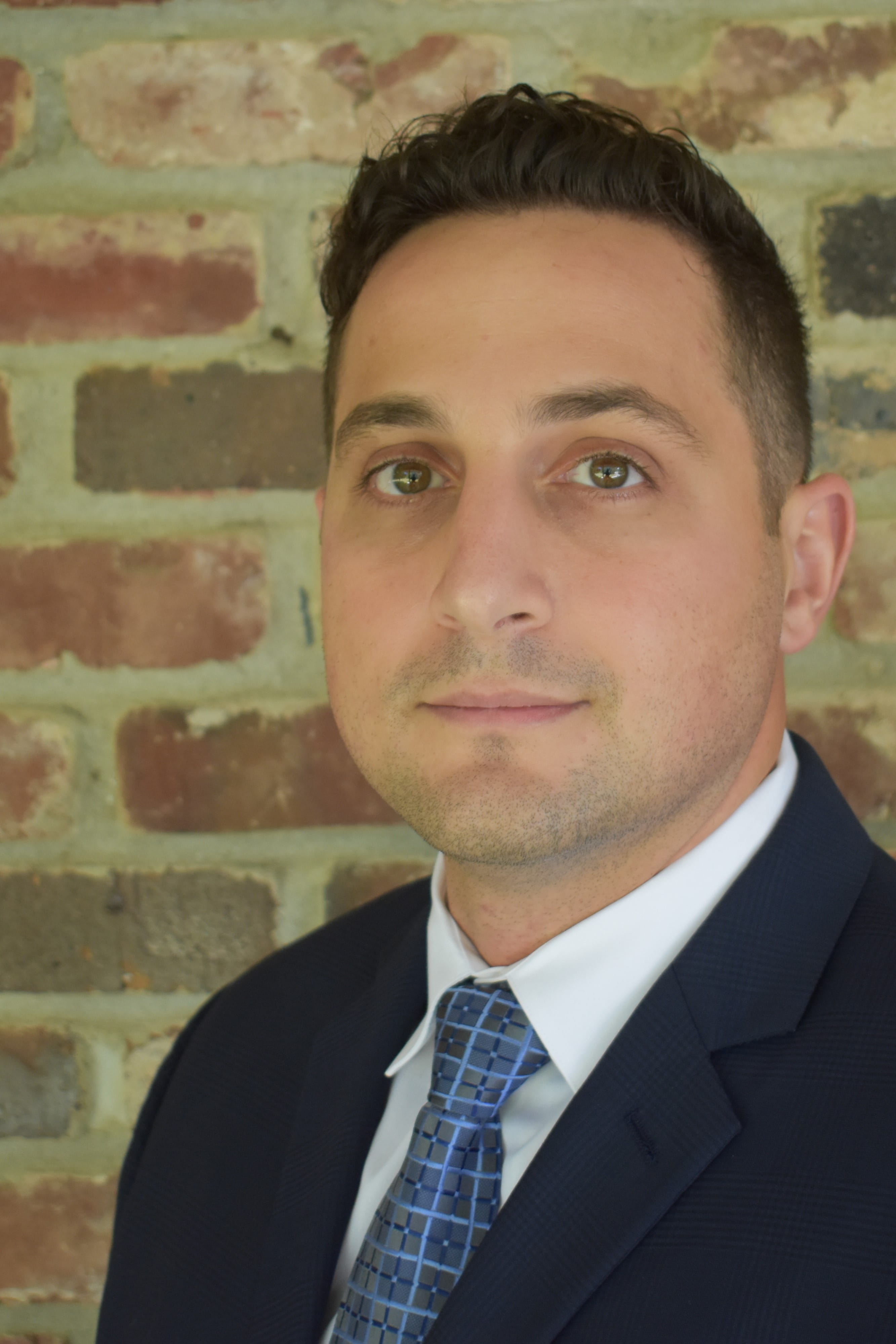 Will Schneider headshot