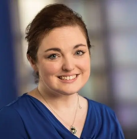 Elle Geddes headshot