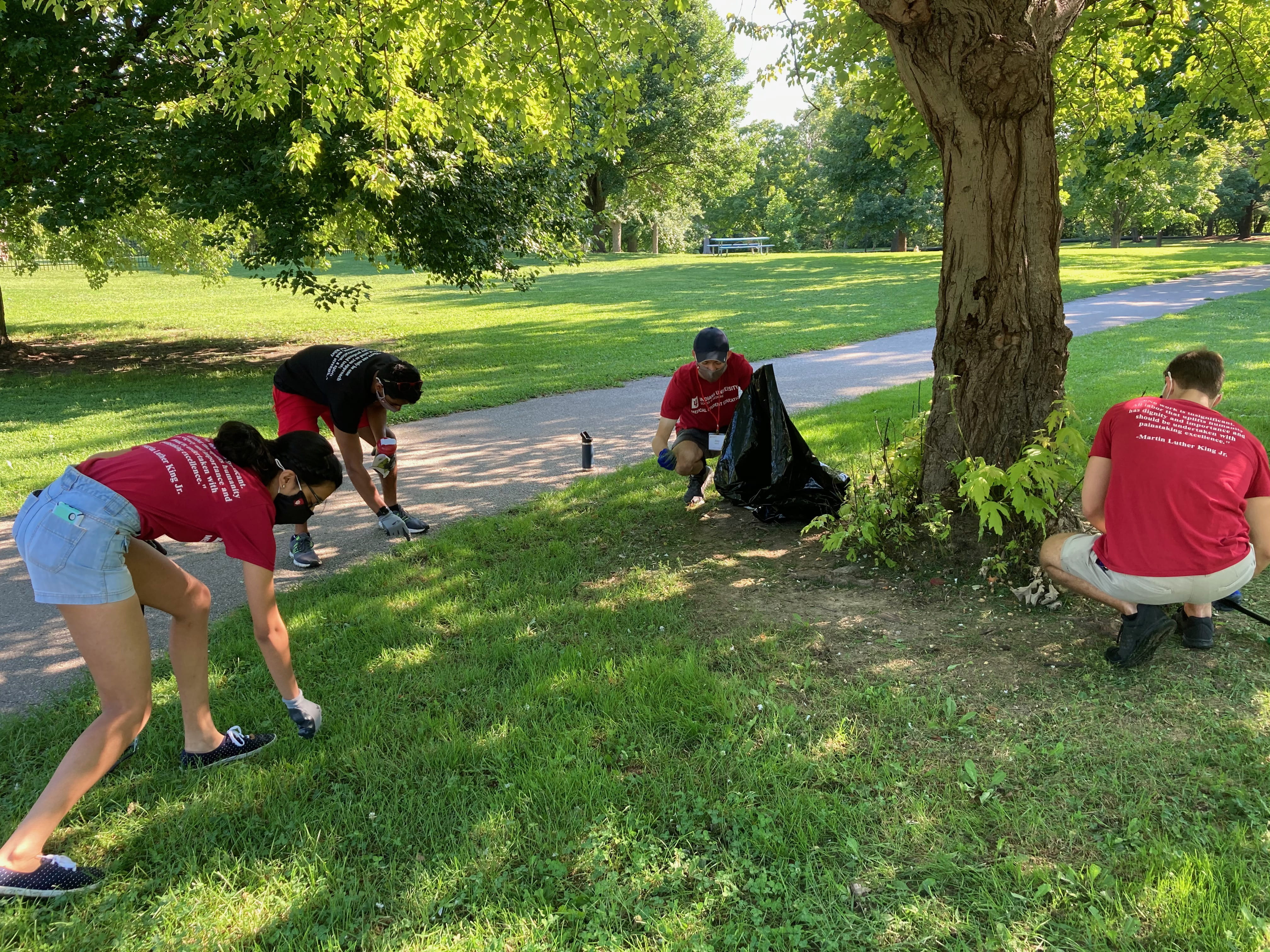 Vyas and IUSM peers clean up around campus