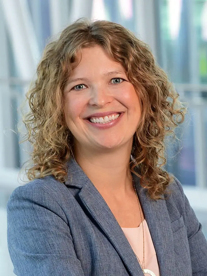 Dr Rachel Patzer