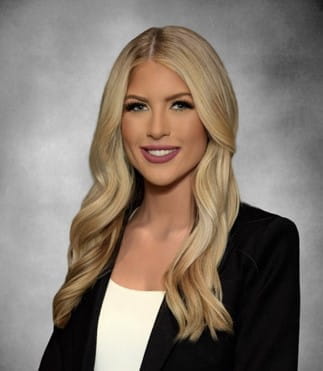 Professional headshot of Orthopaedic Surgery Resident Amber Carroll.