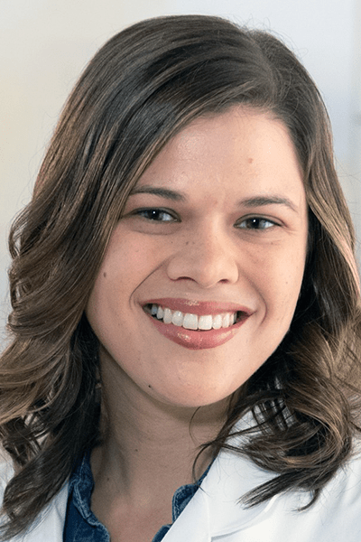 Headshot photo of Dr. Lindsay Blazin