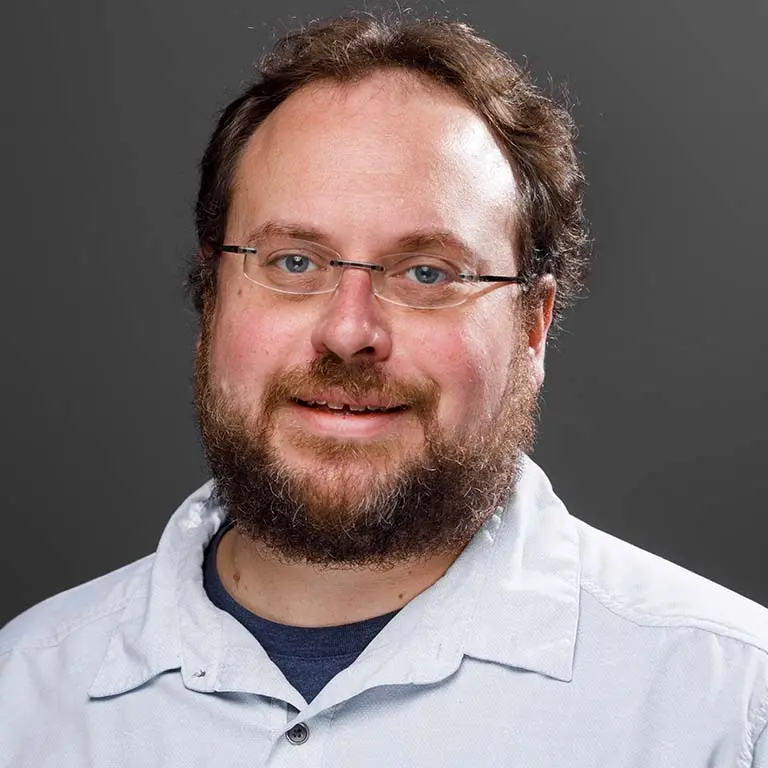 portrait of jason tennessen