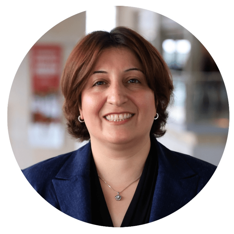 headshot of Laila Alibiglou