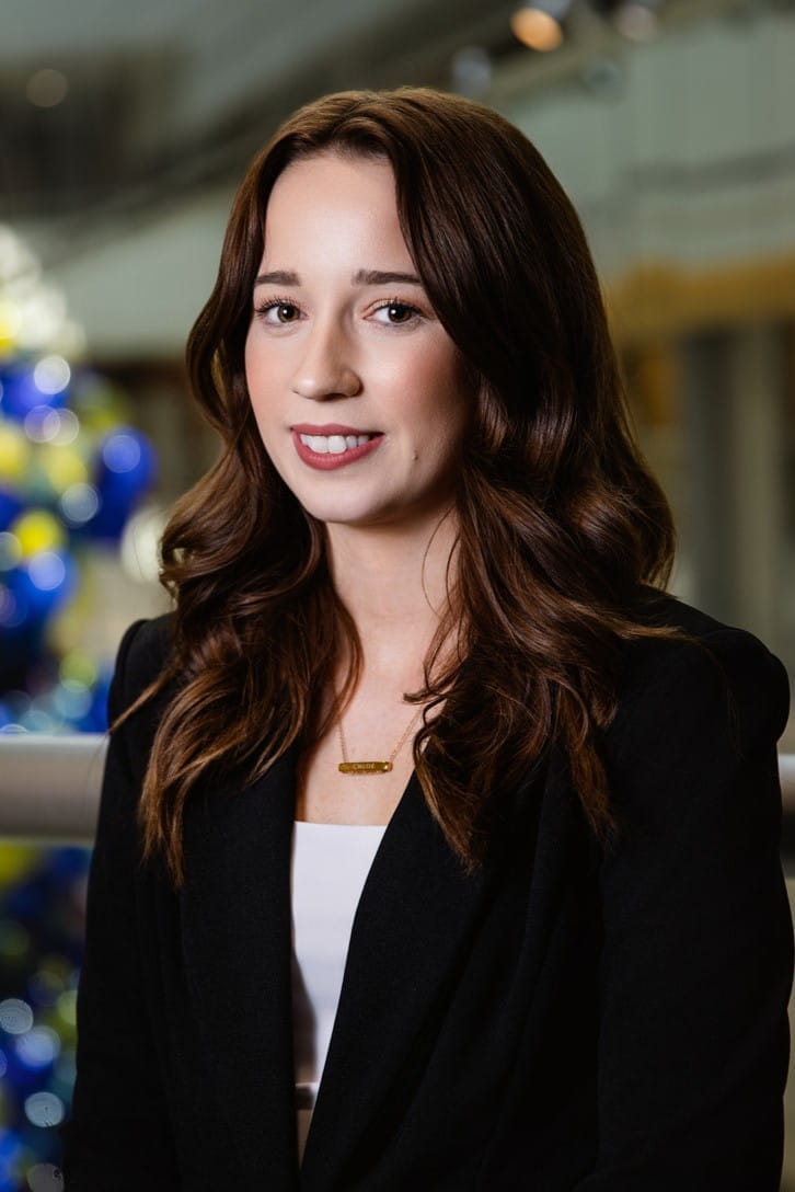 headshot of chloe ferguson