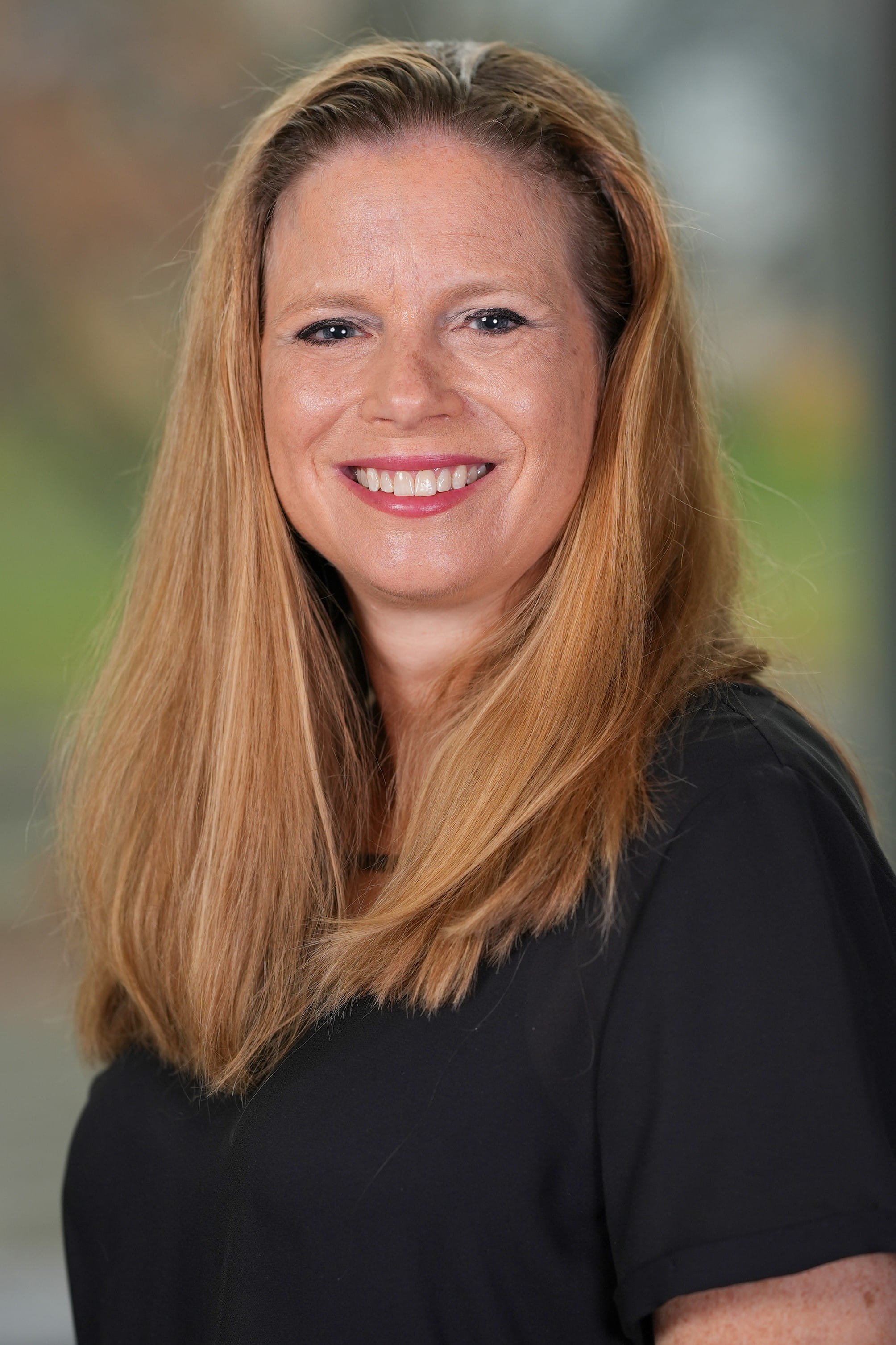 headshot of Rachel Favors