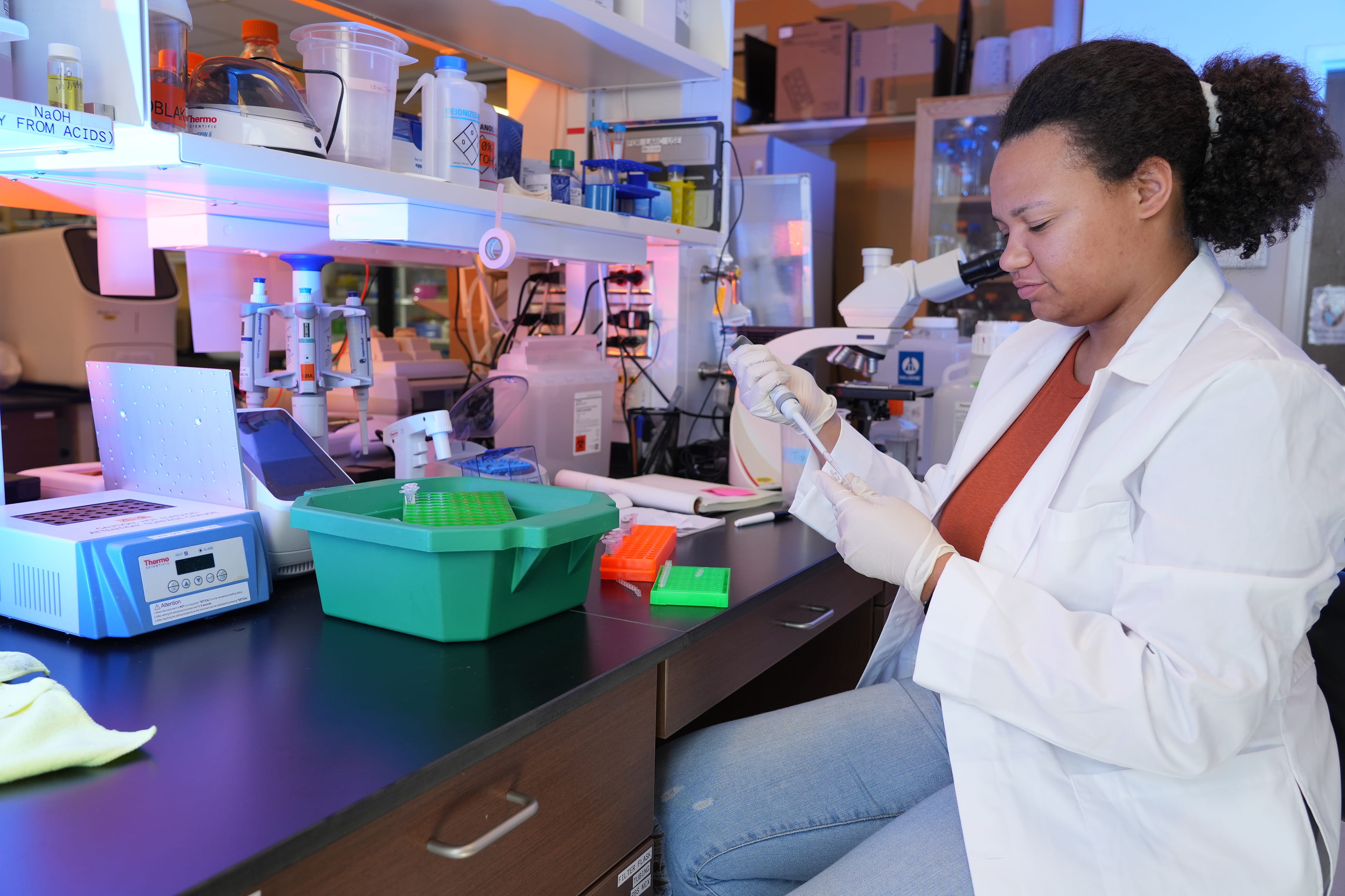 a lab researcher in the lab