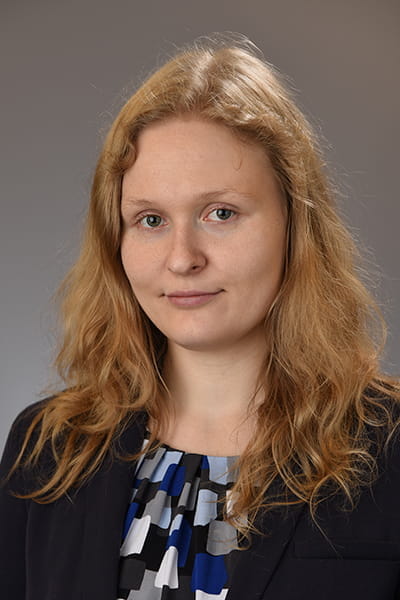 portrait of mindy aguilera