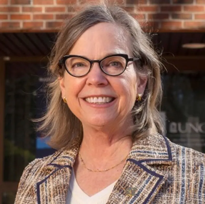 portrait of lisa lavange