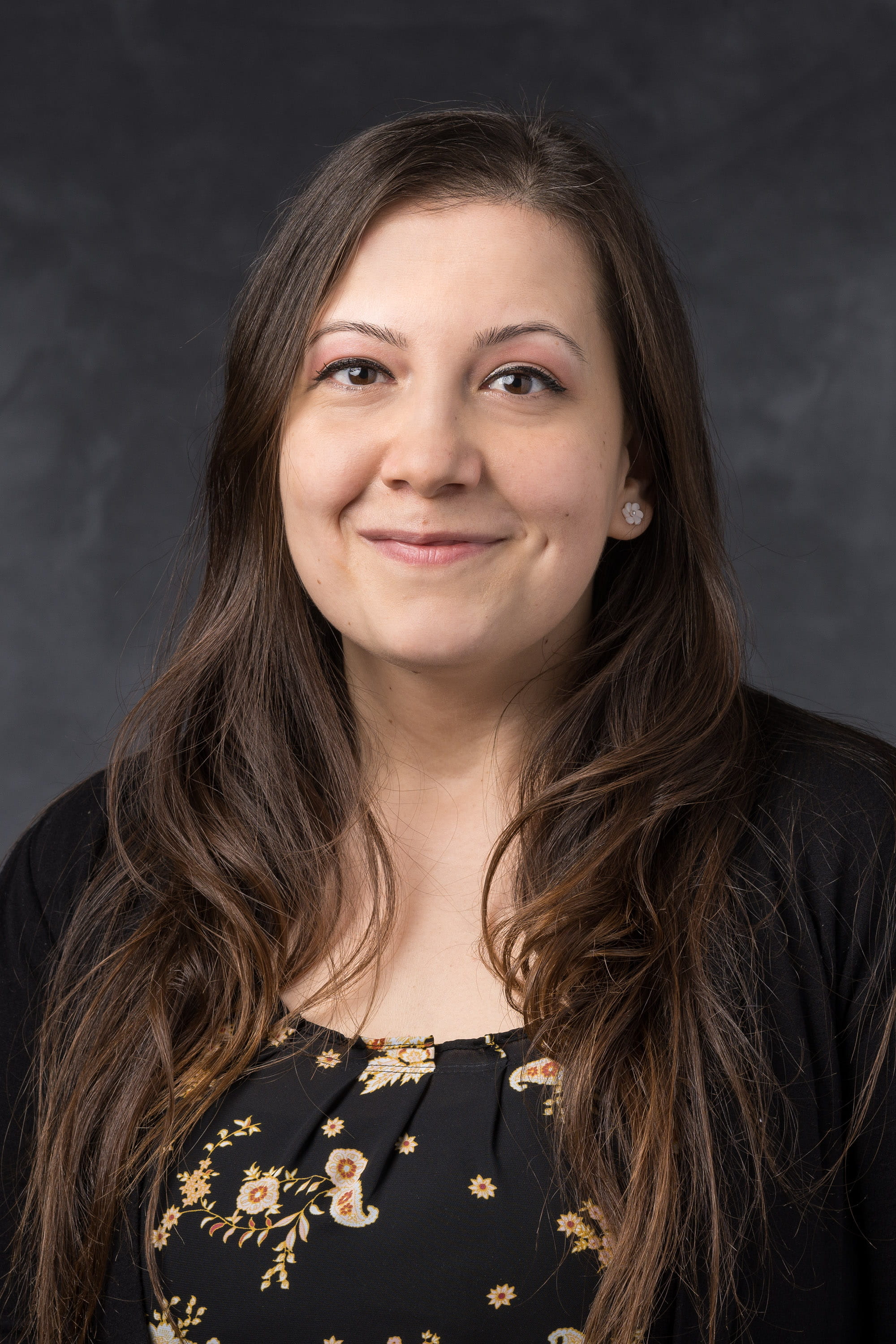 Melissa Melo Headshot