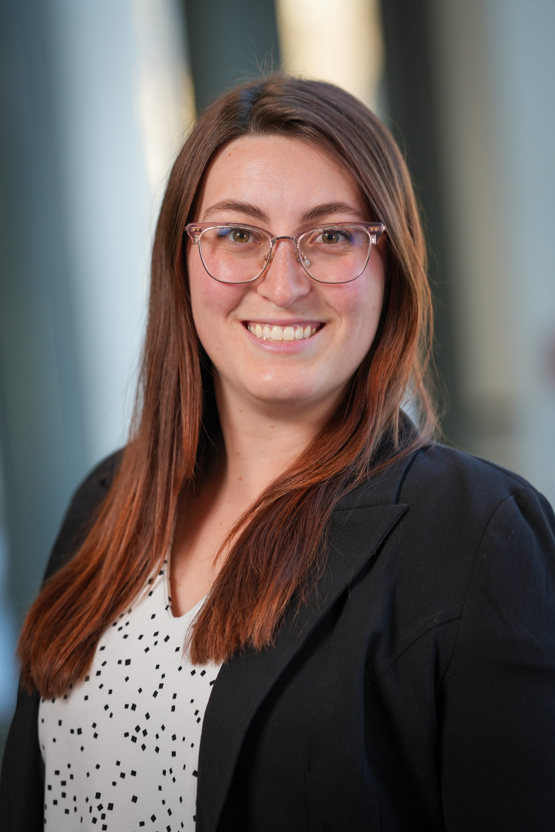 Headshot of Elizabeth Hutson