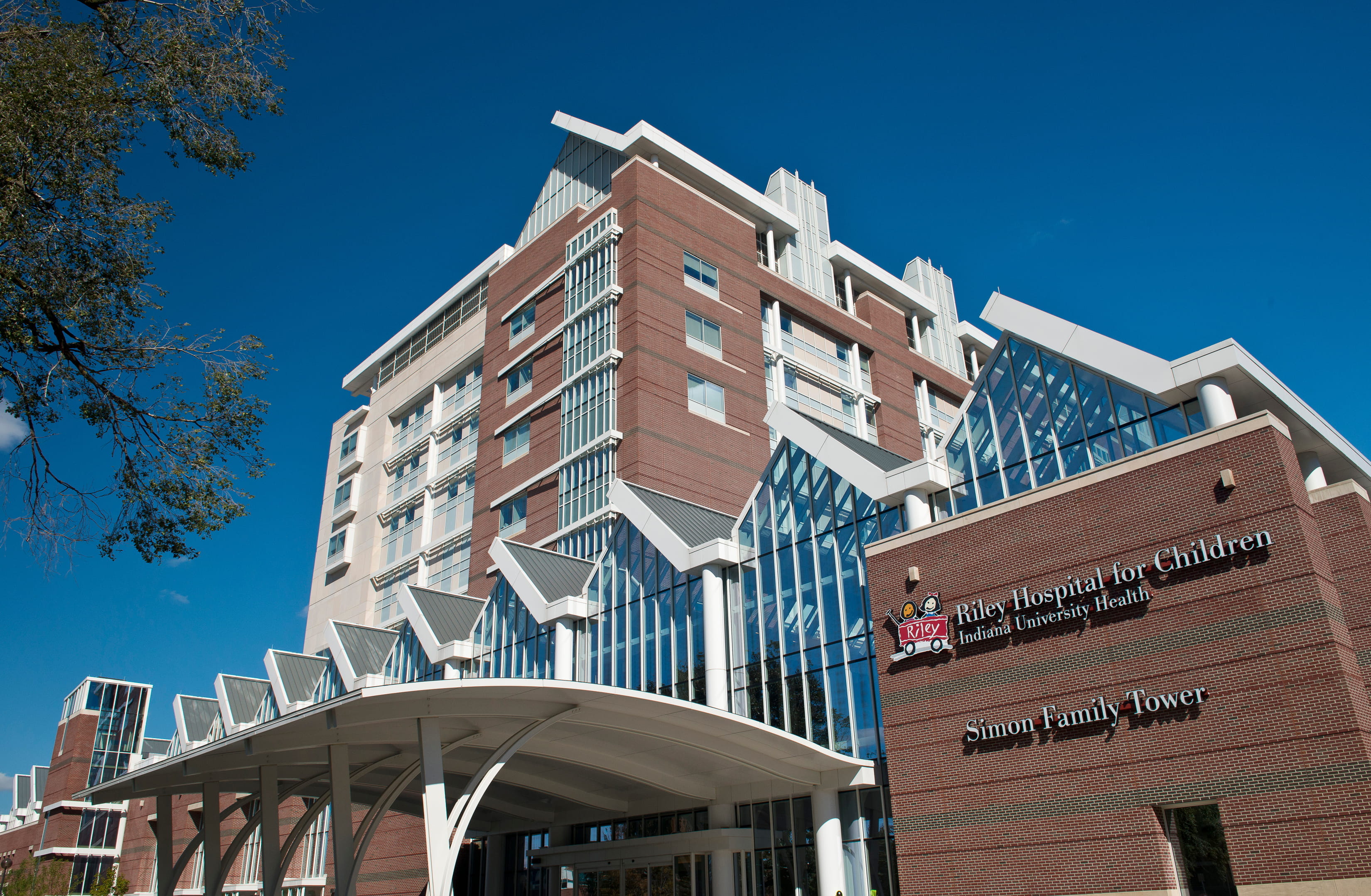 Outside view of Simon Family Tower at Riley Hospital for Children at IU Health