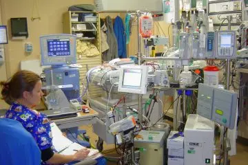 A photo of an extracorporeal membrane oxygenation machine