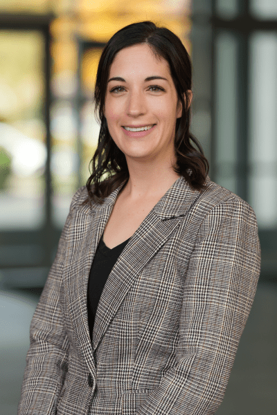 Mackenzie Porter's headshot