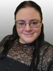 Headshot of Heather Rose.