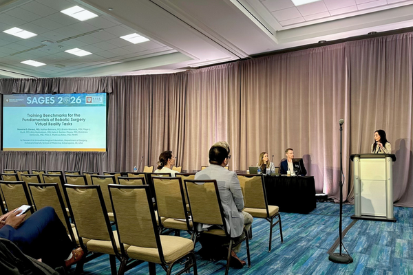 Noosha Deravi MD presenting IU RISE work at the 2026 SAGES conference
