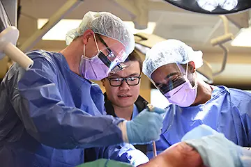 trainees practice surgical skills in a simulation