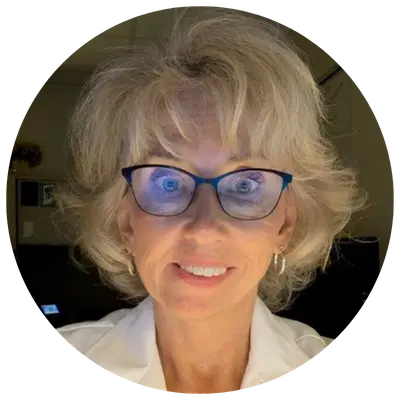 Headshot of Terri Christie.