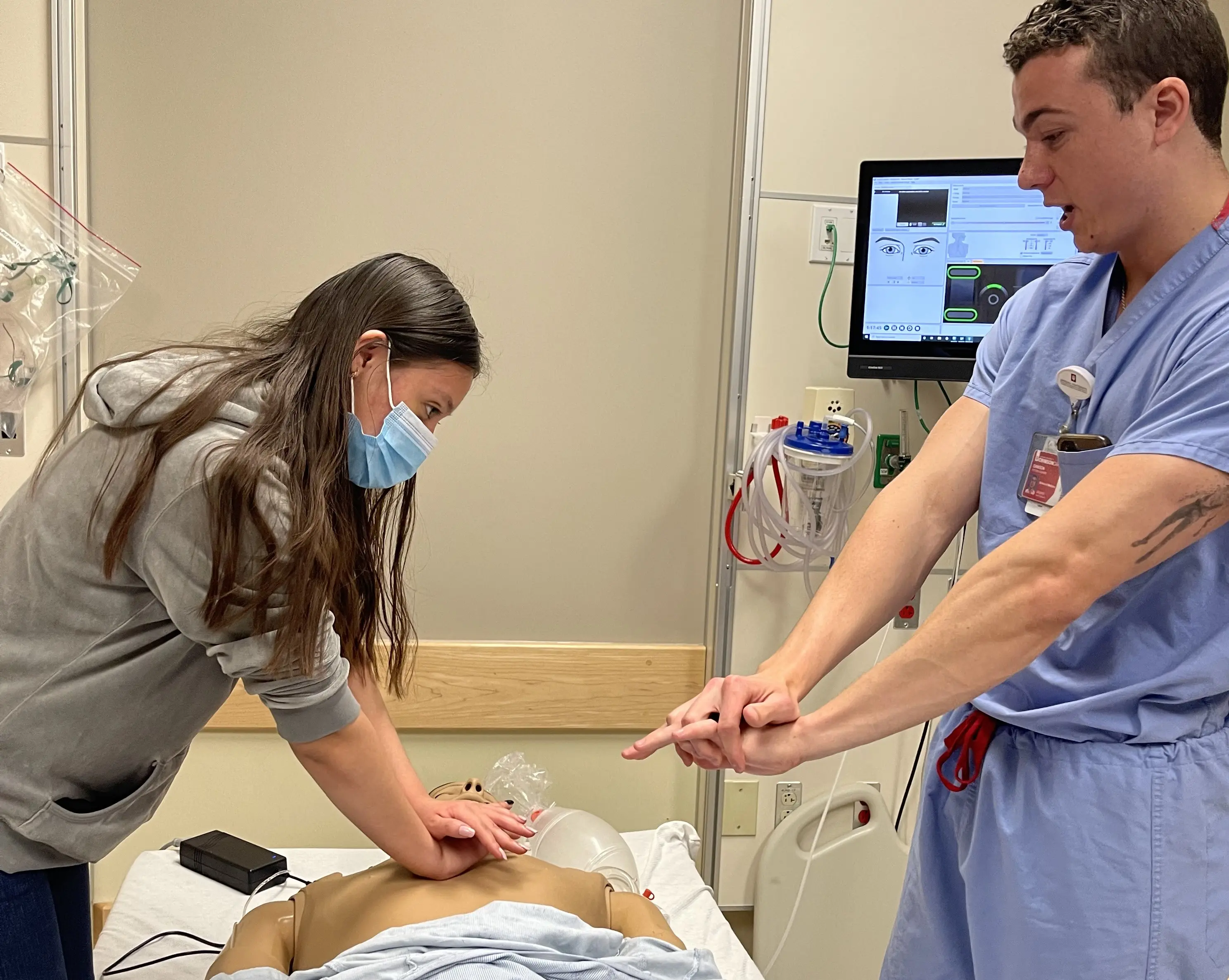 Local high schoolers experience mini medical school with fourthyear