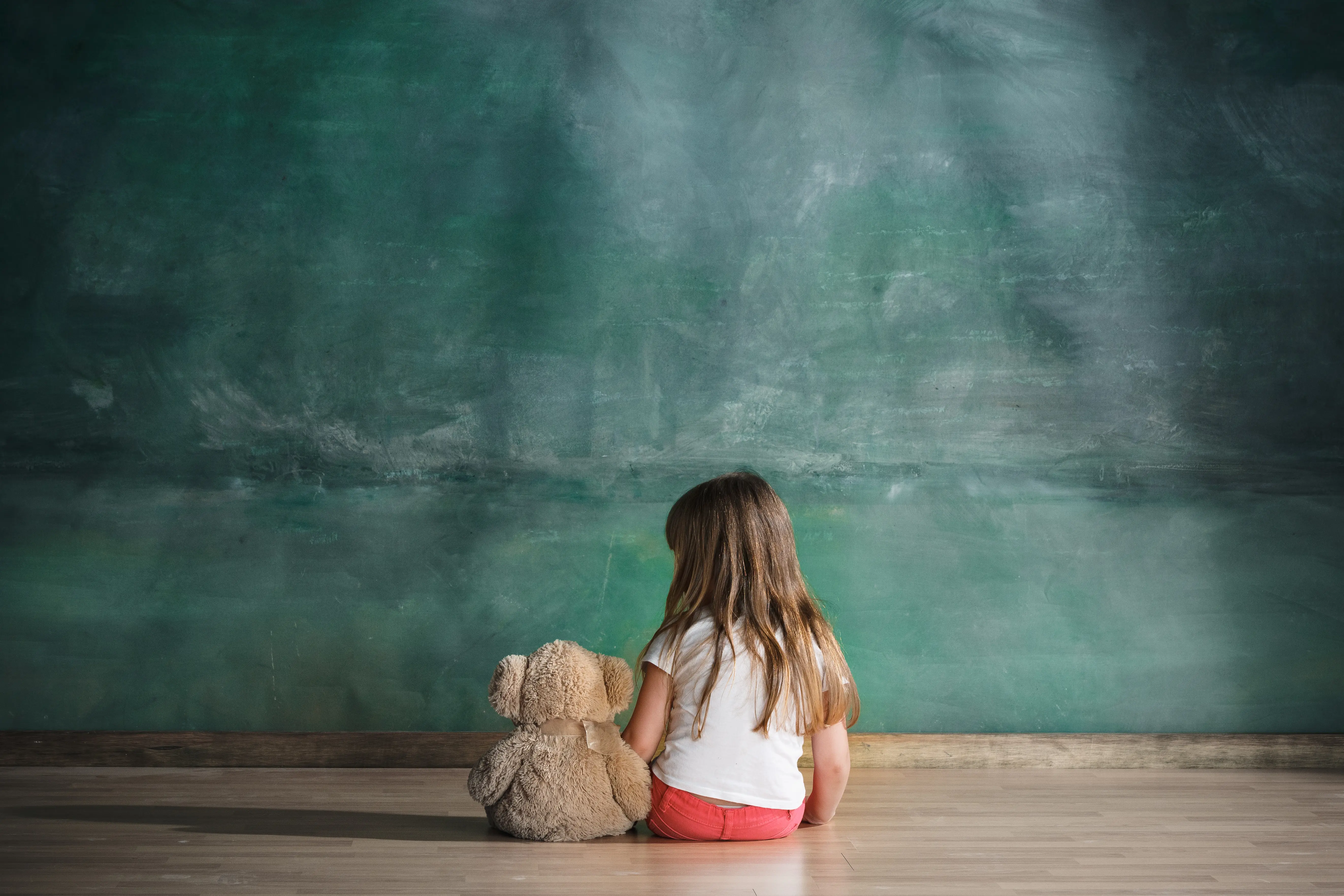 girl with teddy bear
