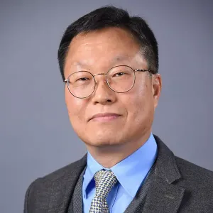 Kwangsik Nho