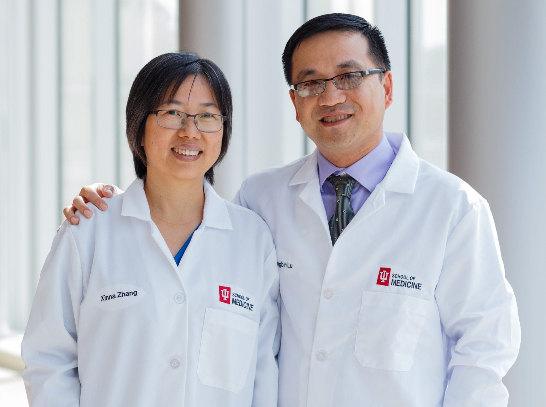 20170825_IUSM_Dr_Lu_and_Zhang_Vera_Bradley_LK-220