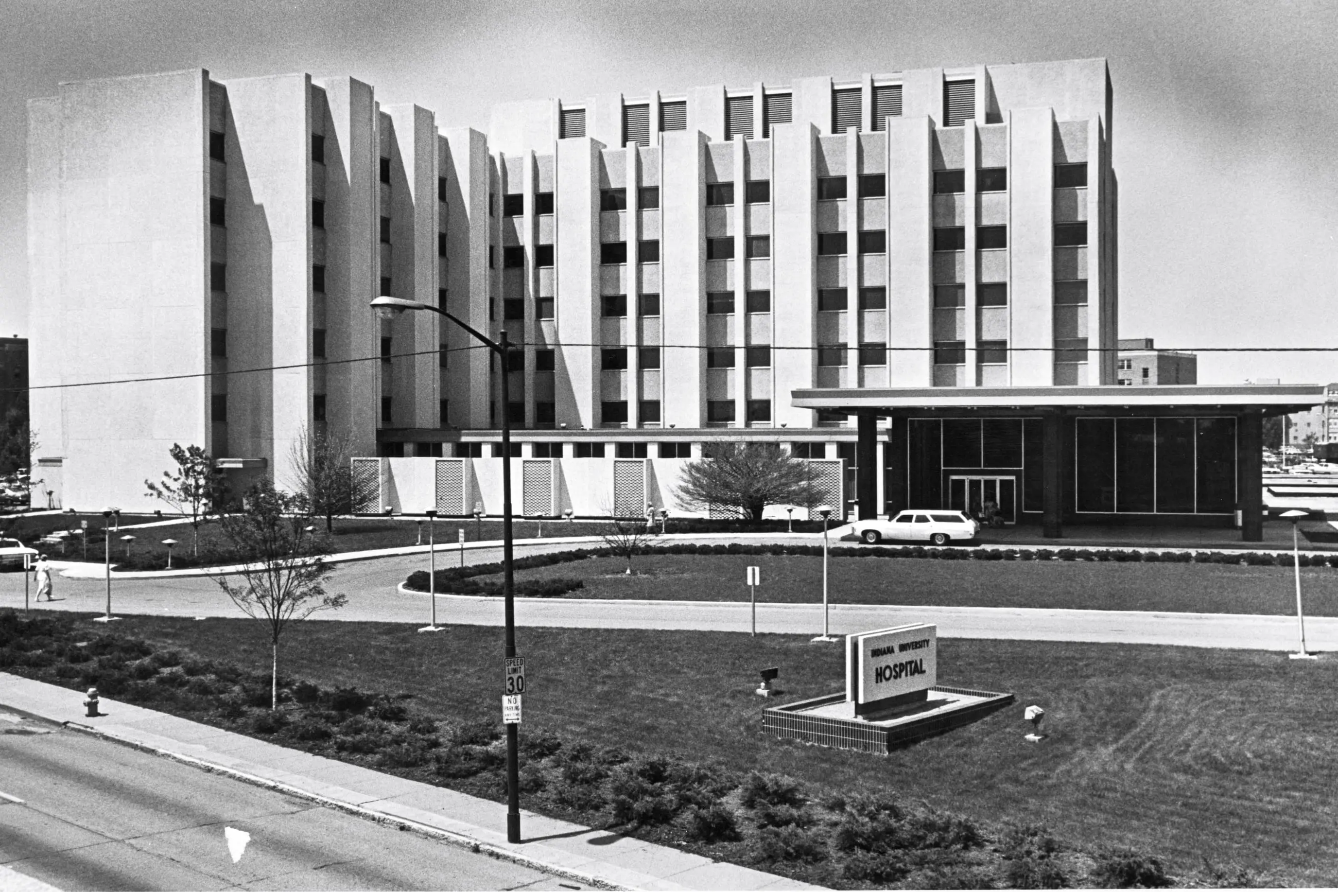 Black and White building image