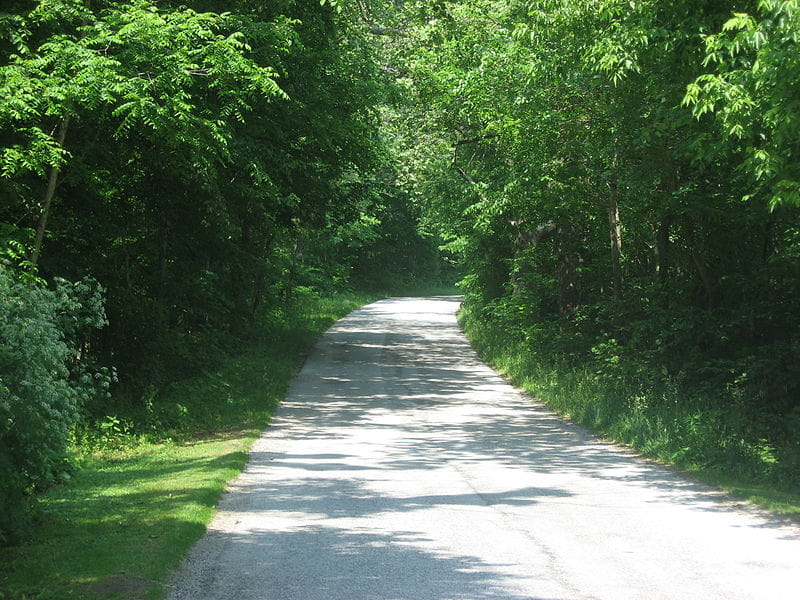 800px-County_Road_300N_in_the_Deer_Creek_Valley