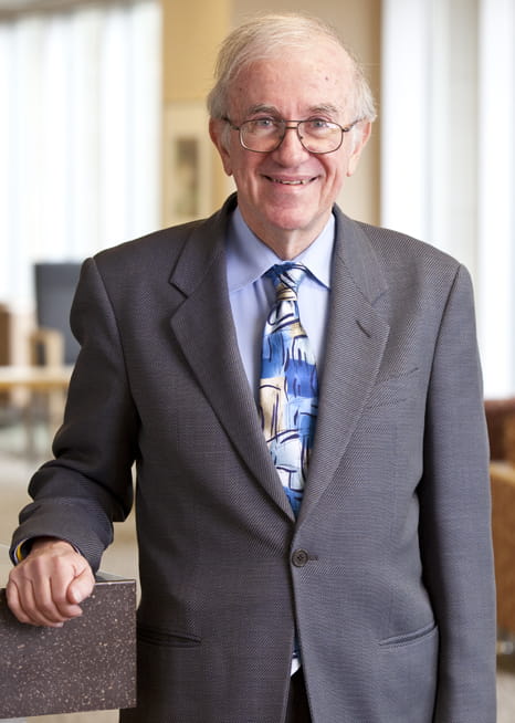 Lawrence_Einhorn_M.D