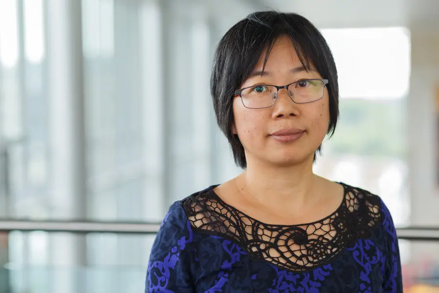 portrait of xinna zhang