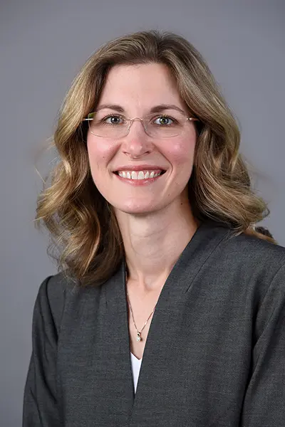 12283-Eikenberry, Jennifer