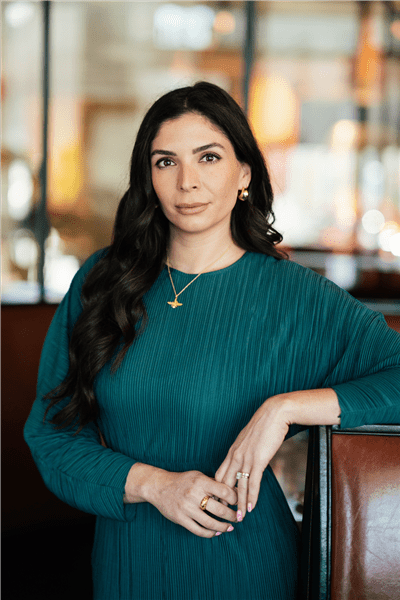 18929-Mansoori, Parisa 18929-Mansoori, Parisa