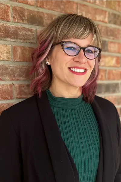 Headshot of Stacey Tarvin