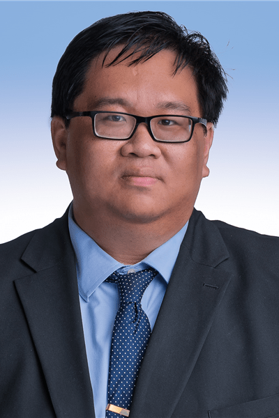 61915-Pham, Phillip 61915-Pham, Phillip