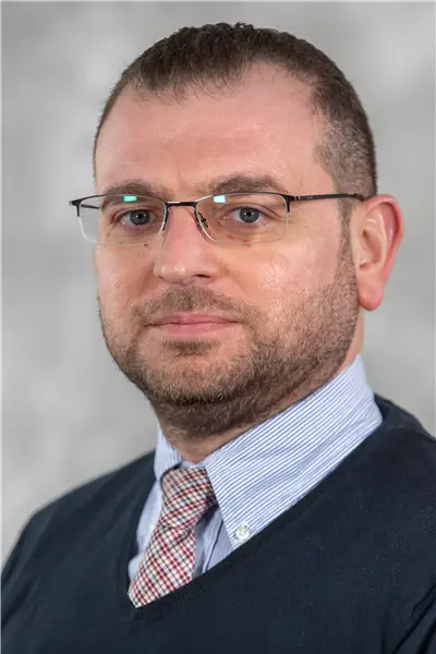 62378-Obeid, Makram