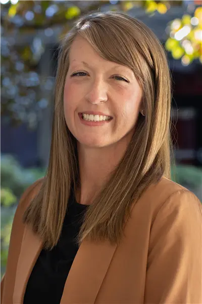 70432-Hull, Kristin