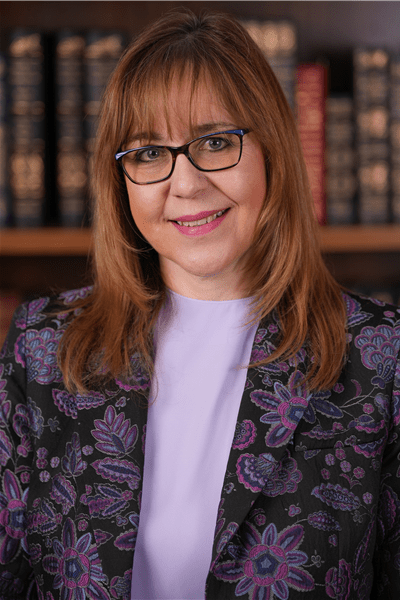 6815-Apostolova, Liana 6815-Apostolova, Liana