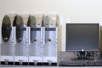 Metal devices with clear circular chambers